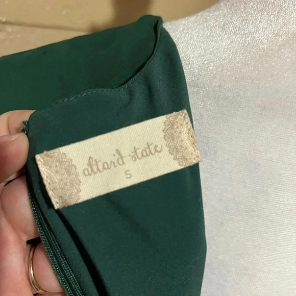 Altar’d State NWT Cross Bodice Long Sleeves Faux Wrap green Dress Size Small - Picture 7 of 8